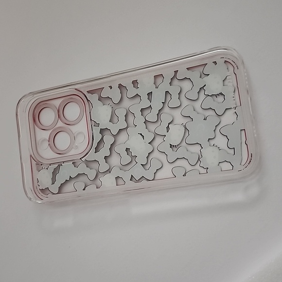 Brand new Apple IPhone 15 Pro Hello Kitty Silicone Phone case - Picture 9 of 9